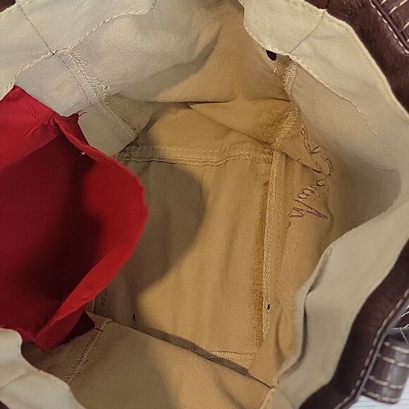 Marc Ecko Cut And Sew "Red" Shoulder Bag With Skull Graphics - Picture 7 of 12